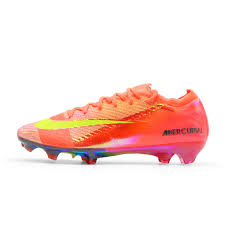 SOCCER SHOES SIZE 41 FAFA-OC-239M06